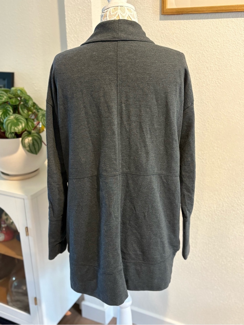 Eddie Bauer Cozy Shawl Collar Open Front Cocoon Cardigan- size L - Picture 2 of 7